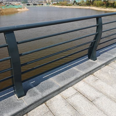 河道護(hù)欄